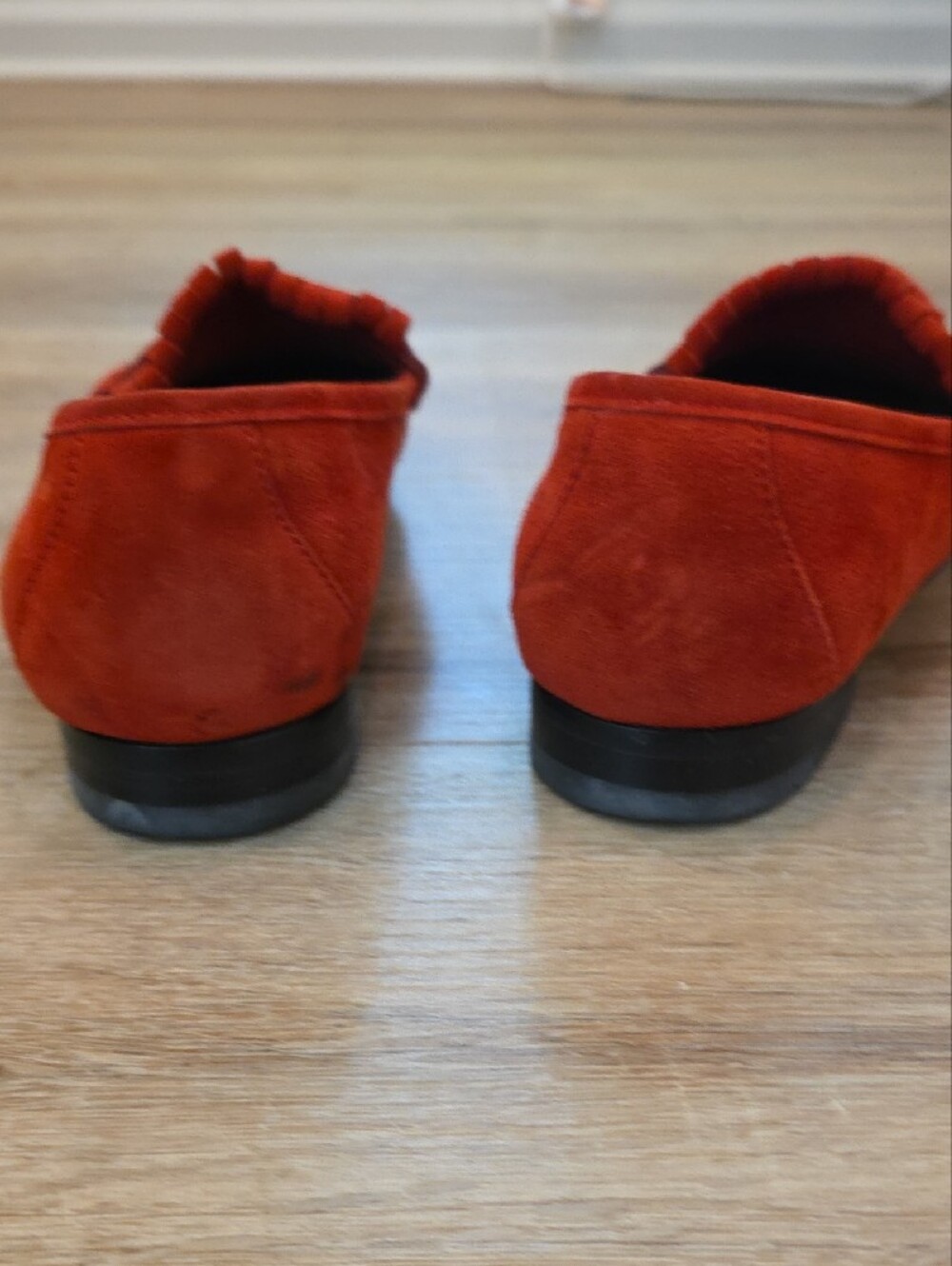 Gucci Red Suede Fringe Horsebit Loafers Sz 39 - Picture 4 of 6
